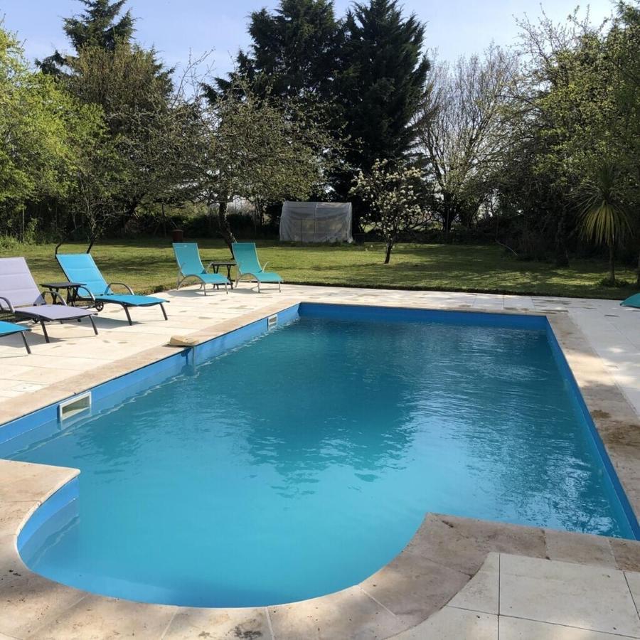 Blacksmiths Cottage In Blanzay - 3 Beds Luaran gambar