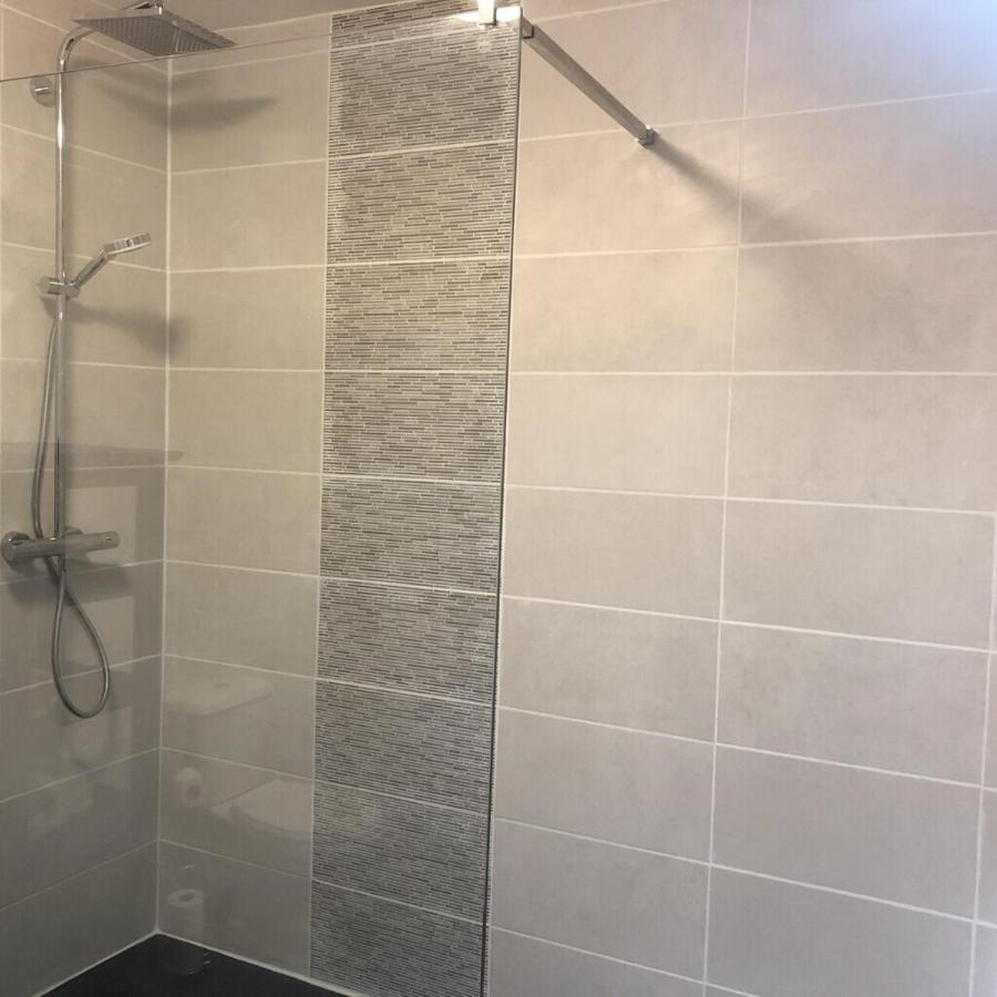 Blacksmiths Cottage In Blanzay - 3 Beds Luaran gambar